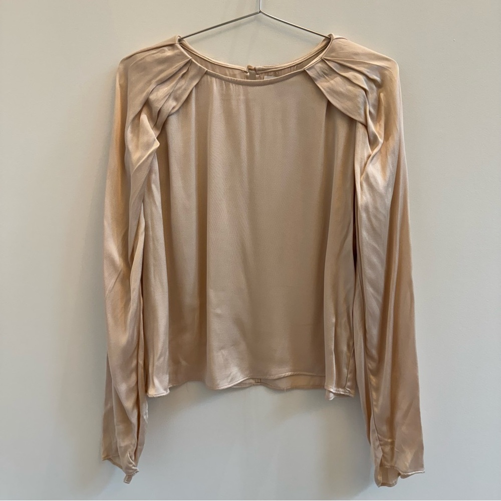 DO+BE Satin Blouse in Champagne